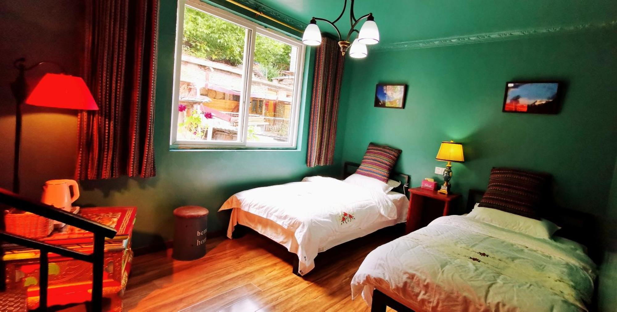Kangding Guozhuang Nan Wu Hao Boutique Inn Bagian luar foto