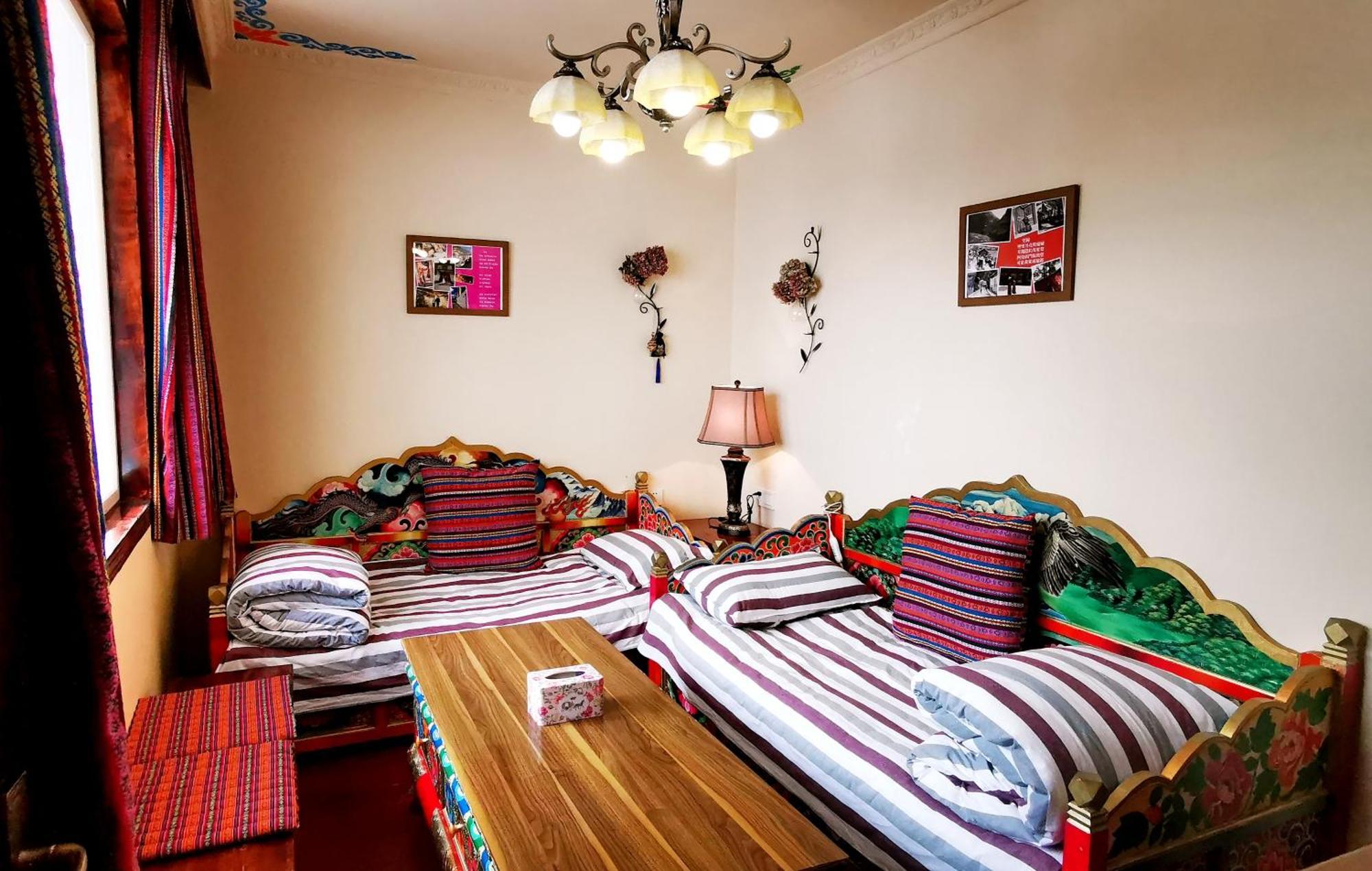 Kangding Guozhuang Nan Wu Hao Boutique Inn Bagian luar foto