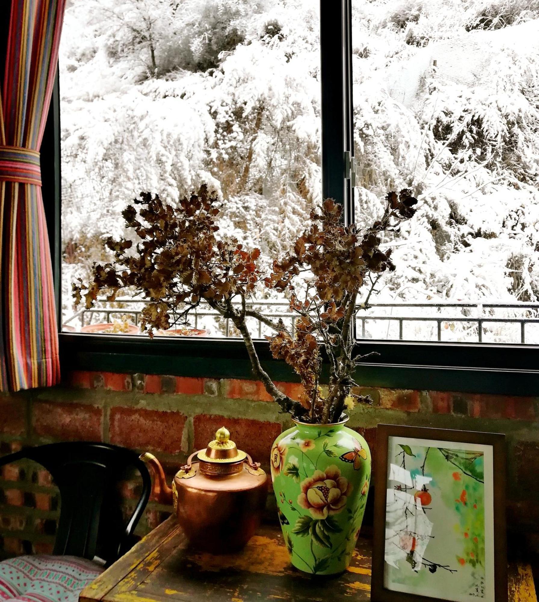 Kangding Guozhuang Nan Wu Hao Boutique Inn Bagian luar foto